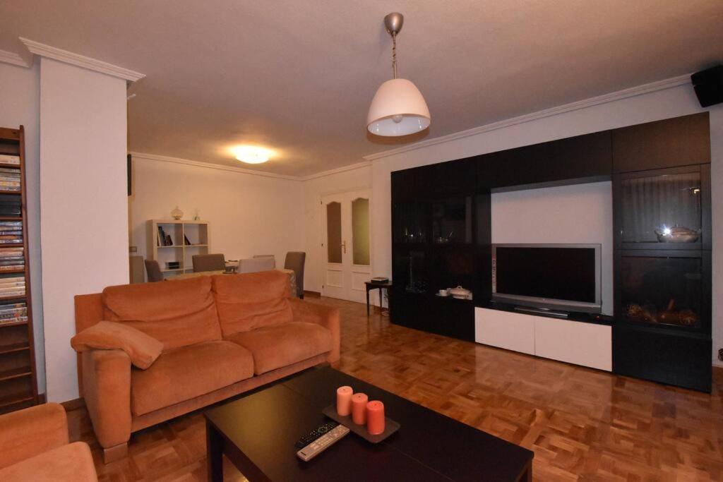 Appartamento Lekker&Vida, Vivienda De Uso Turistico, Centrica, Garaje En El Edificio Valladolid Esterno foto