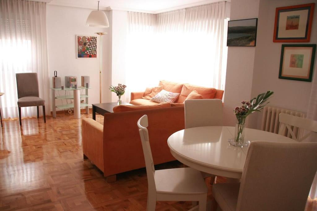 Appartamento Lekker&Vida, Vivienda De Uso Turistico, Centrica, Garaje En El Edificio Valladolid Esterno foto